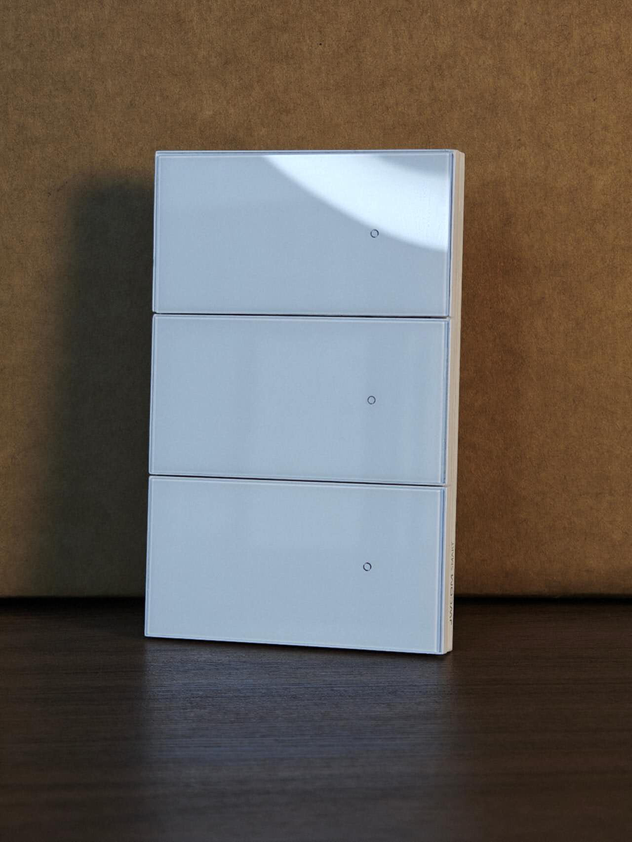 Interruptor Inteligente Tecla Física 3 Botões Zigbee Jwcom